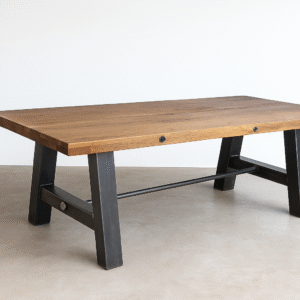 Esstisch Luigi von OAK1 – Klassisches Industriedesign aus Eiche & Stahl