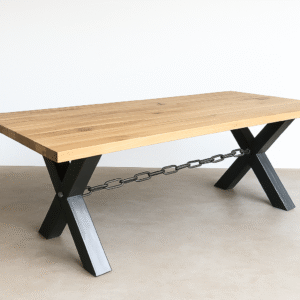 Esstisch Daniele von OAK1 – Industriedesign mit Eiche & Stahlkreuz