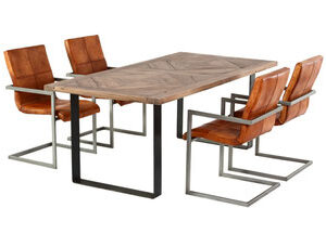 Massiver Esstisch Alber aus Altholz-Eiche mit Eisengestell | Oak1